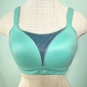 Victoria's Secret VSX Sports Bra 36B
